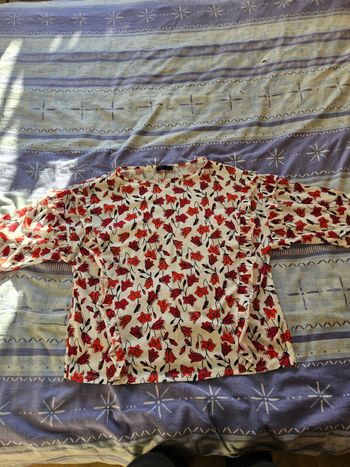 Blouse kiabi fond blanc