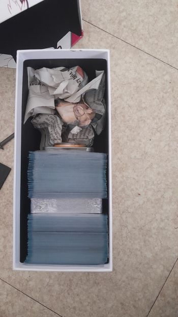 Lot de cartes pokemon flamme blanche et foudre noire