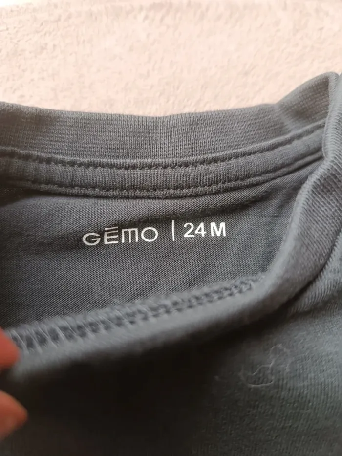 Ensemble 2 pièces 👕👖 - photo numéro 5