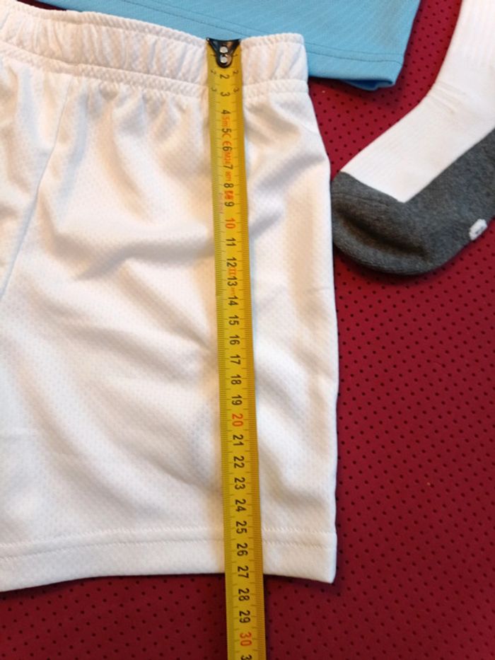 Tenue de foot Manchester City, Puma Authentique Officiel taille enfant 4/5 ans, Neuf - photo numéro 14