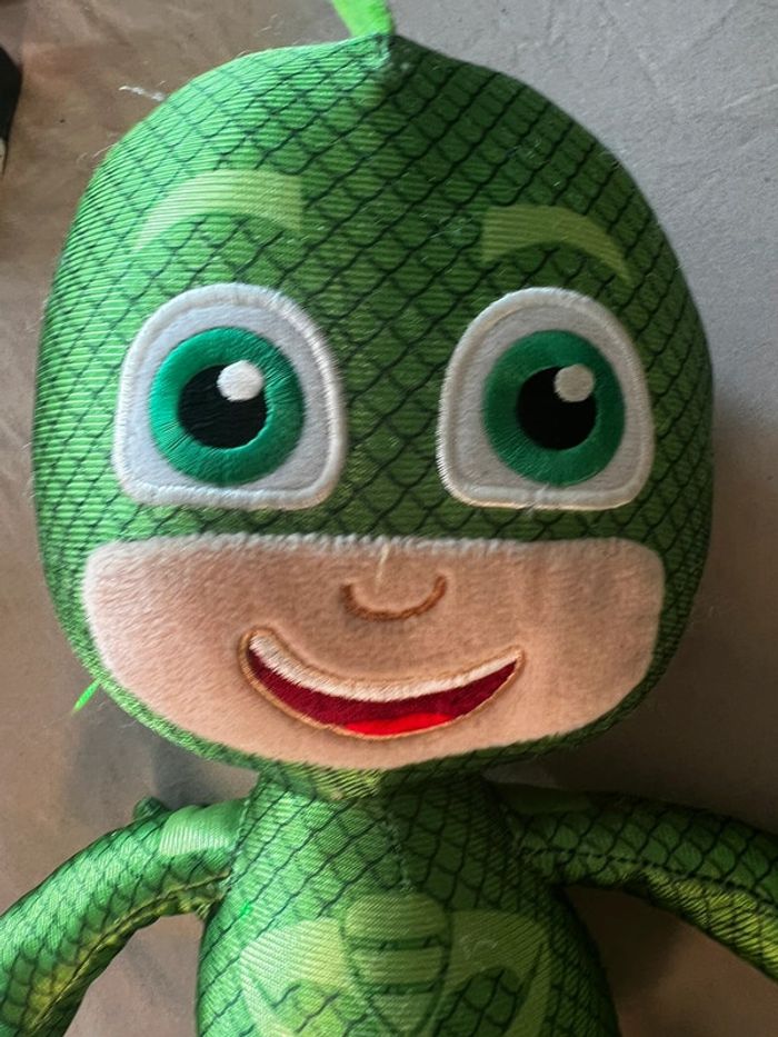 peluche glu glu pyjamasque - photo numéro 4