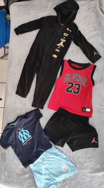 Lot de 7 vêtements 18-24 mois