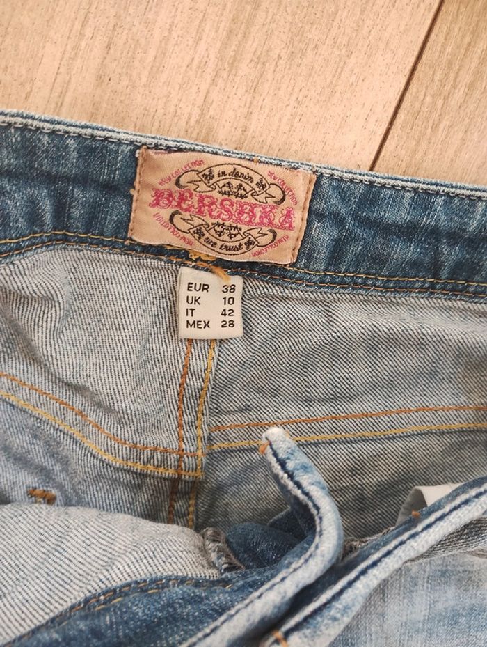 Short Bershka 38 - photo numéro 2