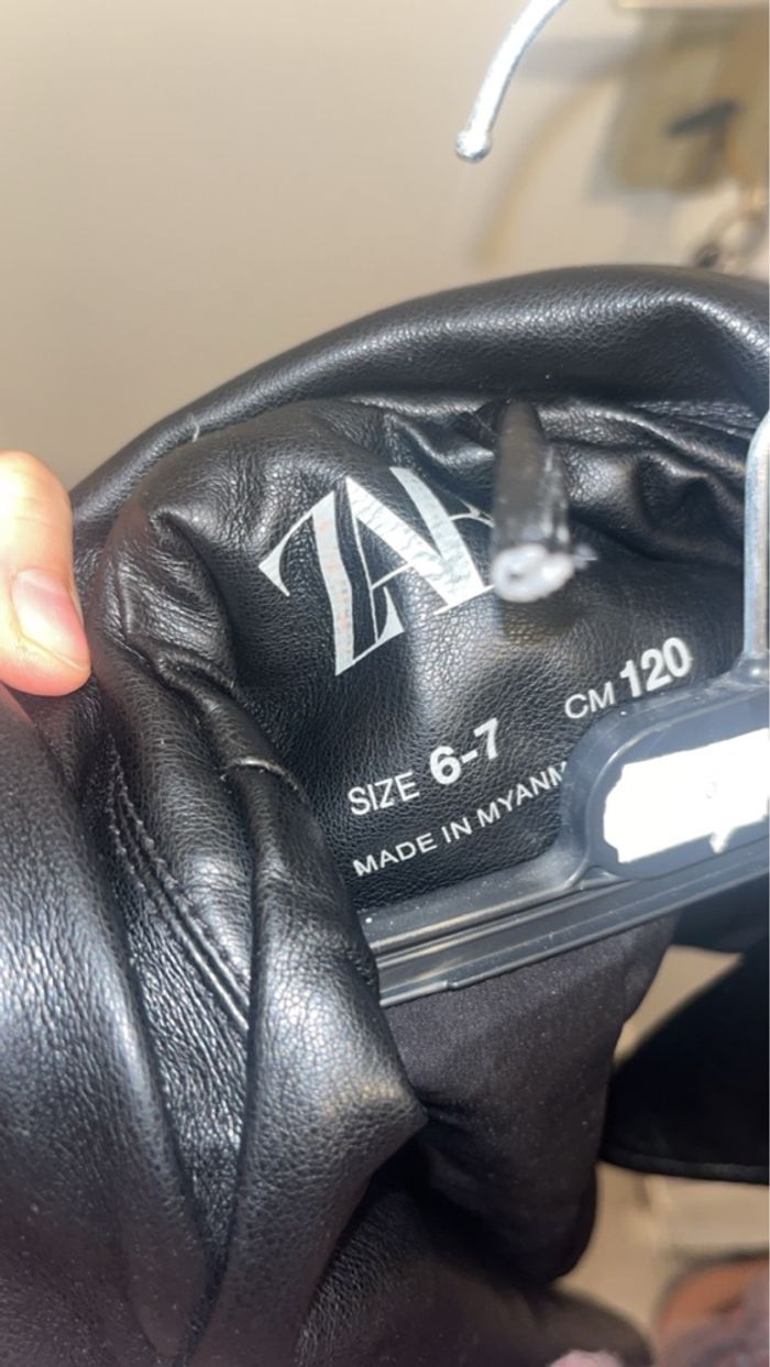 Veste en cuire Zara - photo numéro 2
