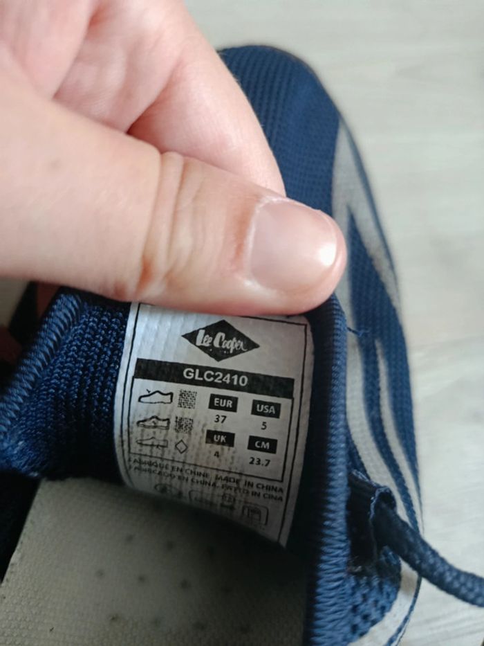 Paire de baskets Lee Cooper pointure 37 - photo numéro 5