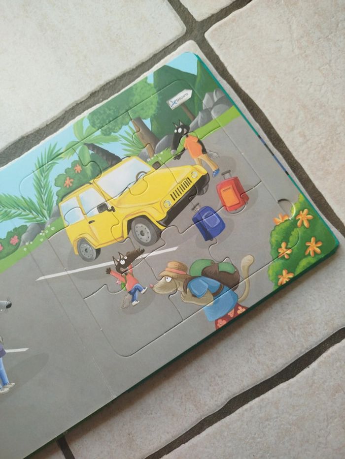 P'tit loup découvre les véhicules livre puzzle - photo numéro 4