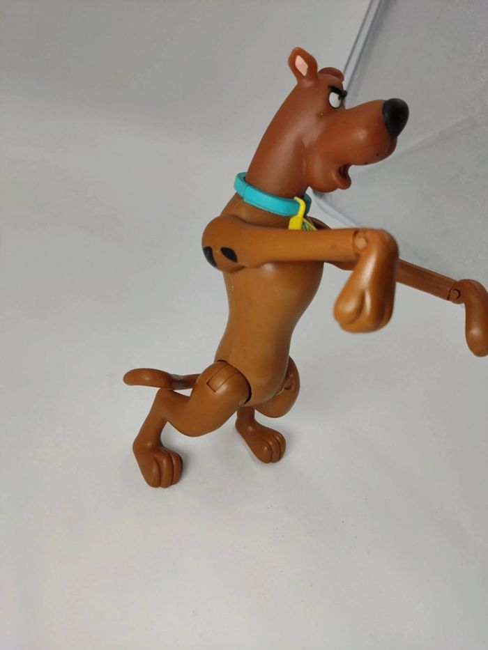 Figurine chien scooby-doo hanna barbera 2000 - photo numéro 3