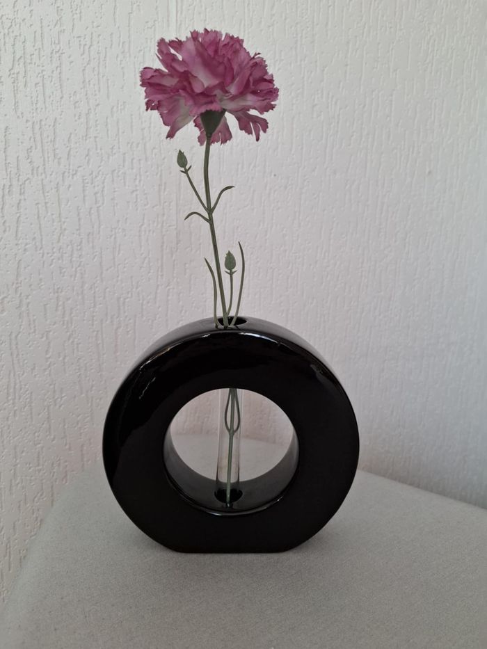Joli vase soliflore rond céramique noire design très bon état - photo numéro 4