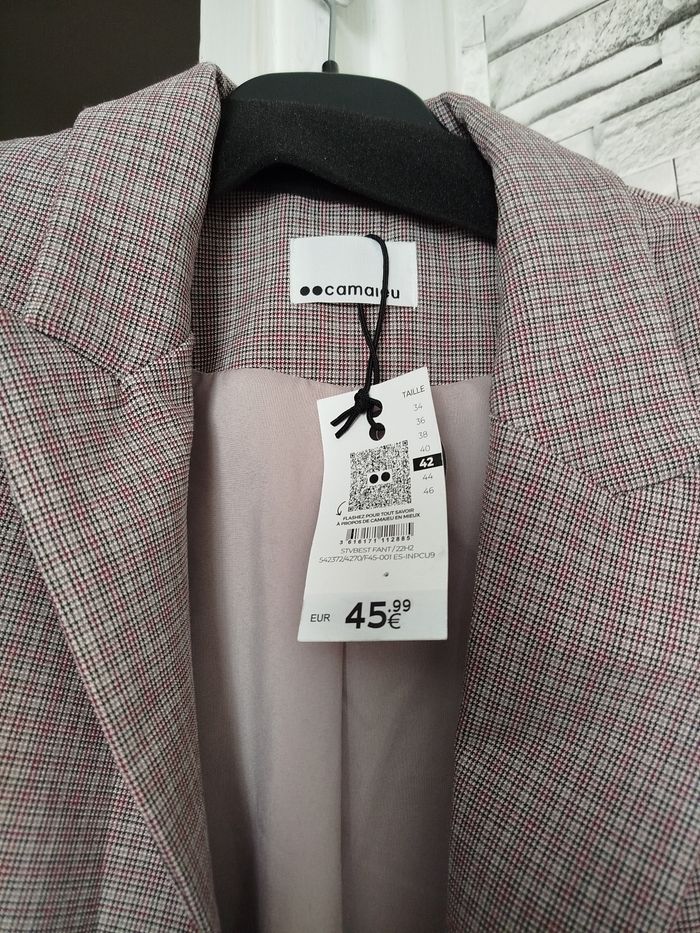 Veste neuve avec étiquette - photo numéro 3