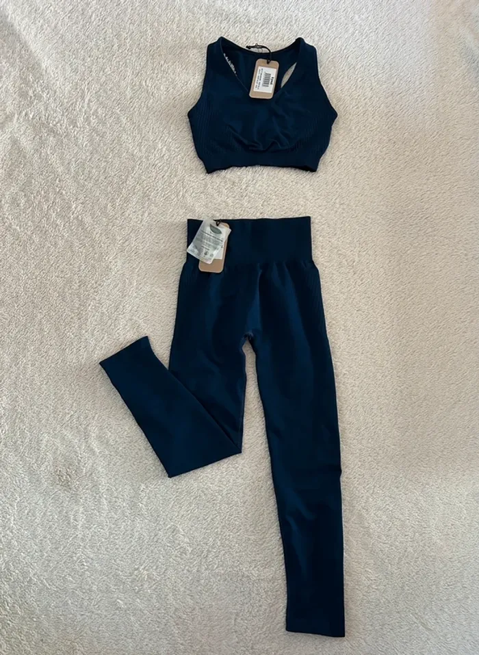 Ensemble legging et brassière Kysal