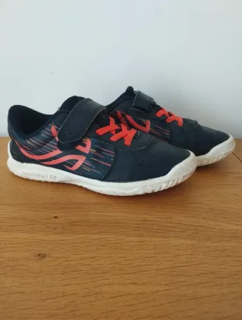 Baskets Artengo taille 31