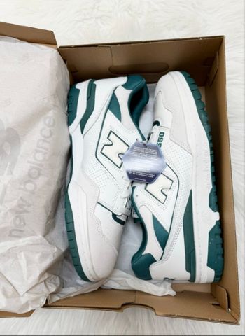 New Balance 550 cuir – Taille 45,5 – Neuf avec étiquette