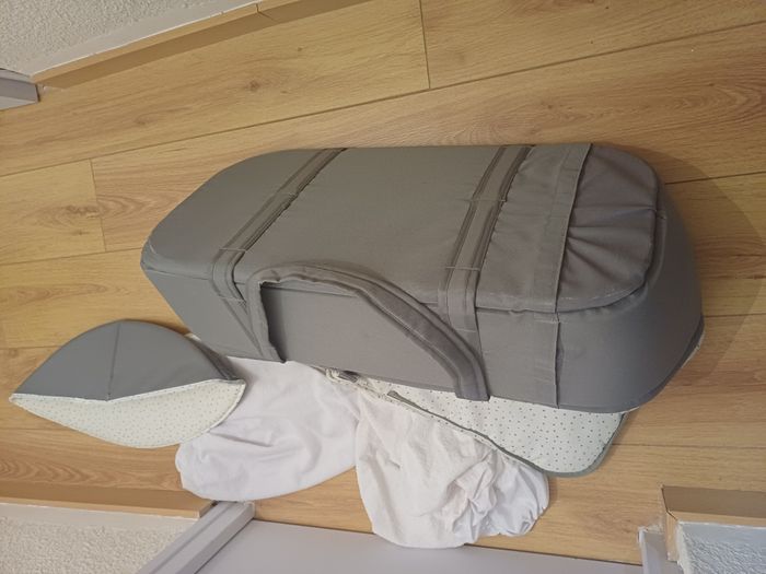 Couffin vertbaudet + alèses - photo numéro 3