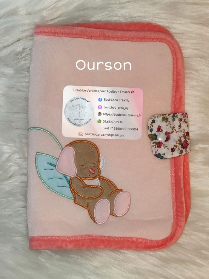 Protège carnet de santé Ourson brodé