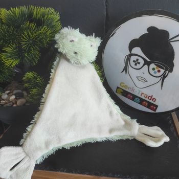 Doudou plat grenouille verte Happy Horse Triangle Palme Plat