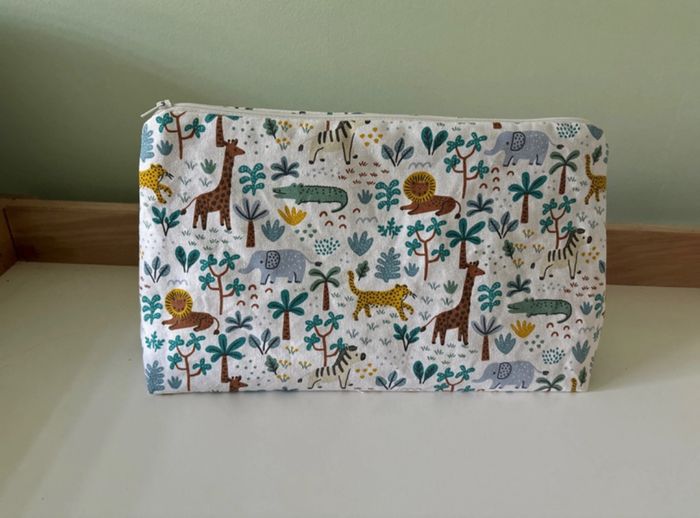 Grande trousse de toilette thème savane