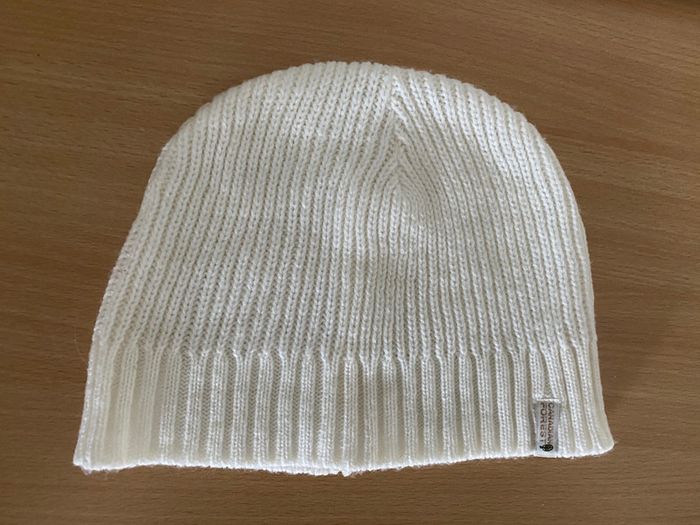 Bonnet canadian Forest