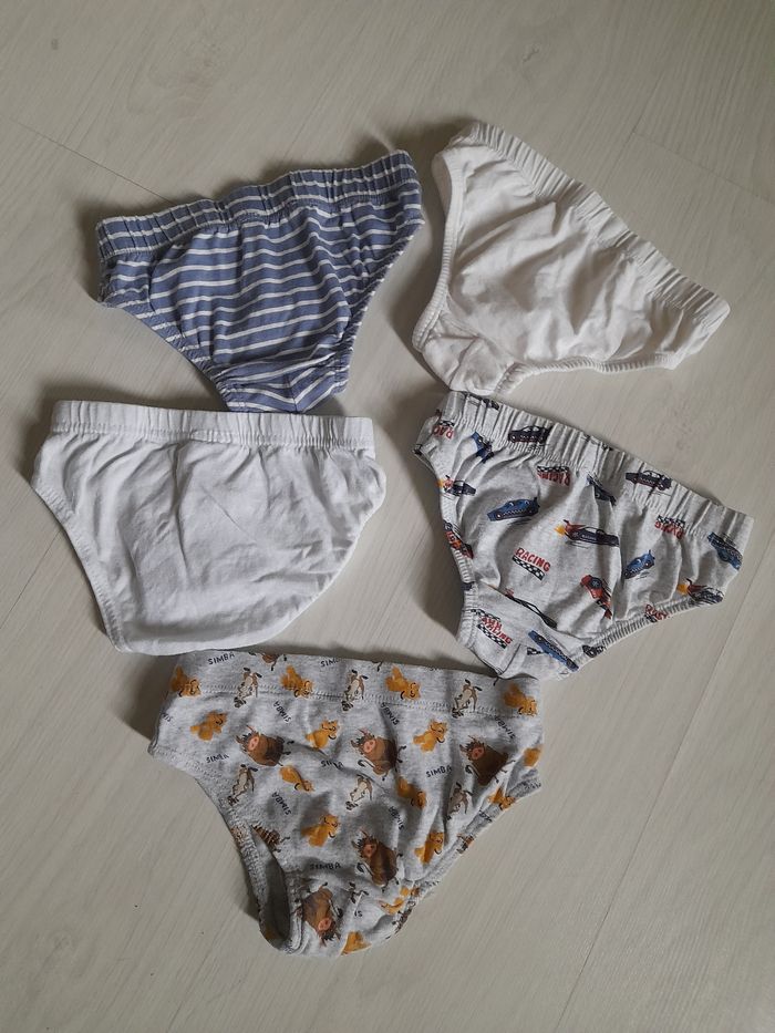 5 slips T 4/6 ans - photo numéro 2
