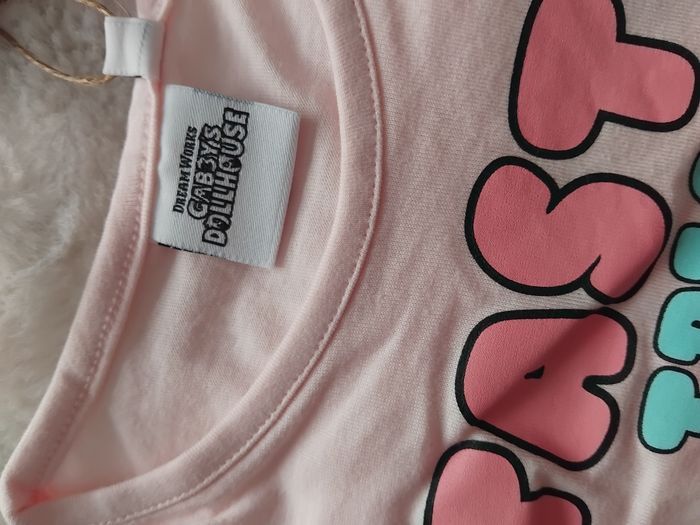 Tee-shirt fille Gabby’s Dollhouse neuf 4 ans - photo numéro 2