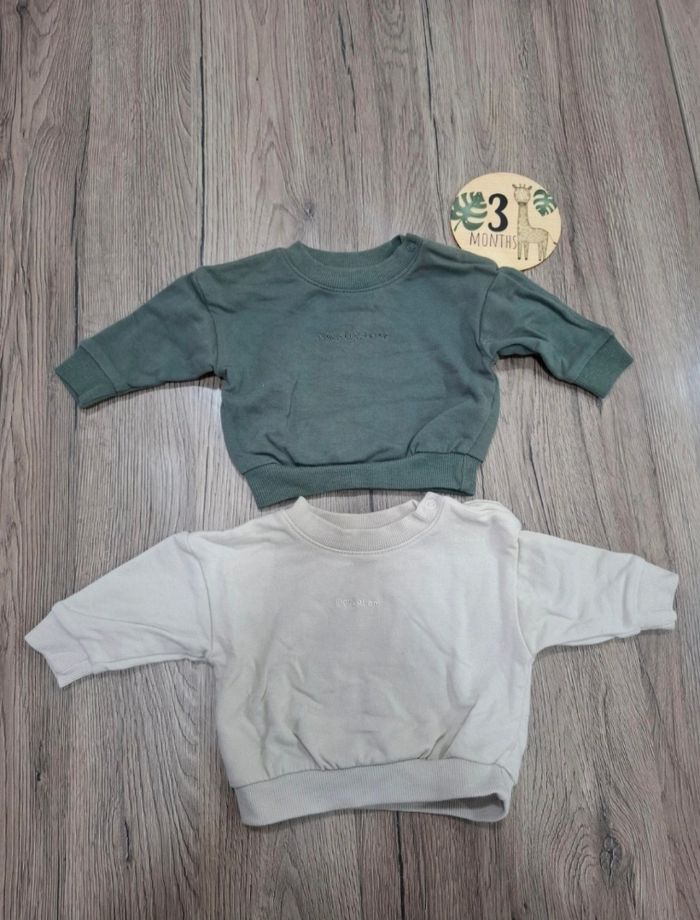 Pulls taille 3 mois