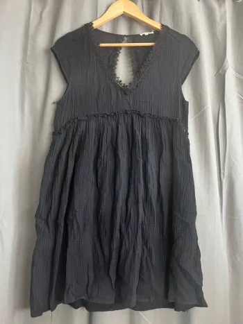 Robe dos nu