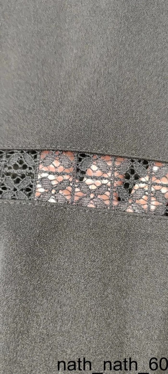 Magnifique petite robe noire à dentelle - photo numéro 2