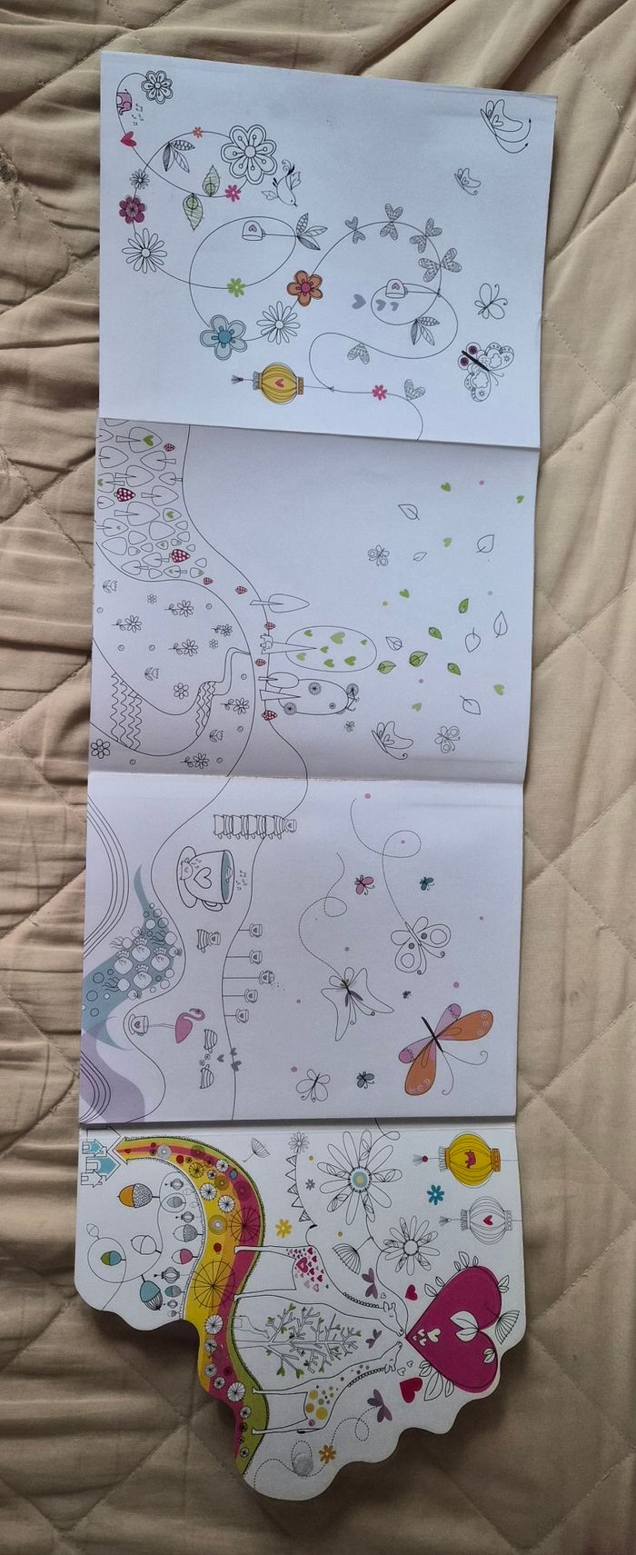 La plus fabuleuse frise du monde à colorier - photo numéro 3