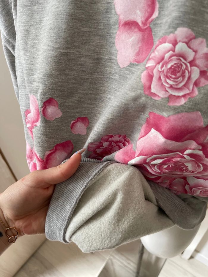 Pull à fleurs - photo numéro 8