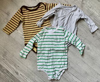 Lot 3 bodys 6 mois