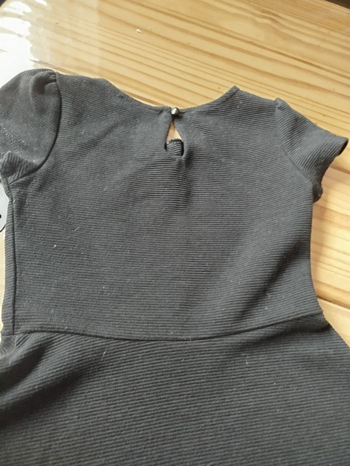 Robe noire - photo numéro 5