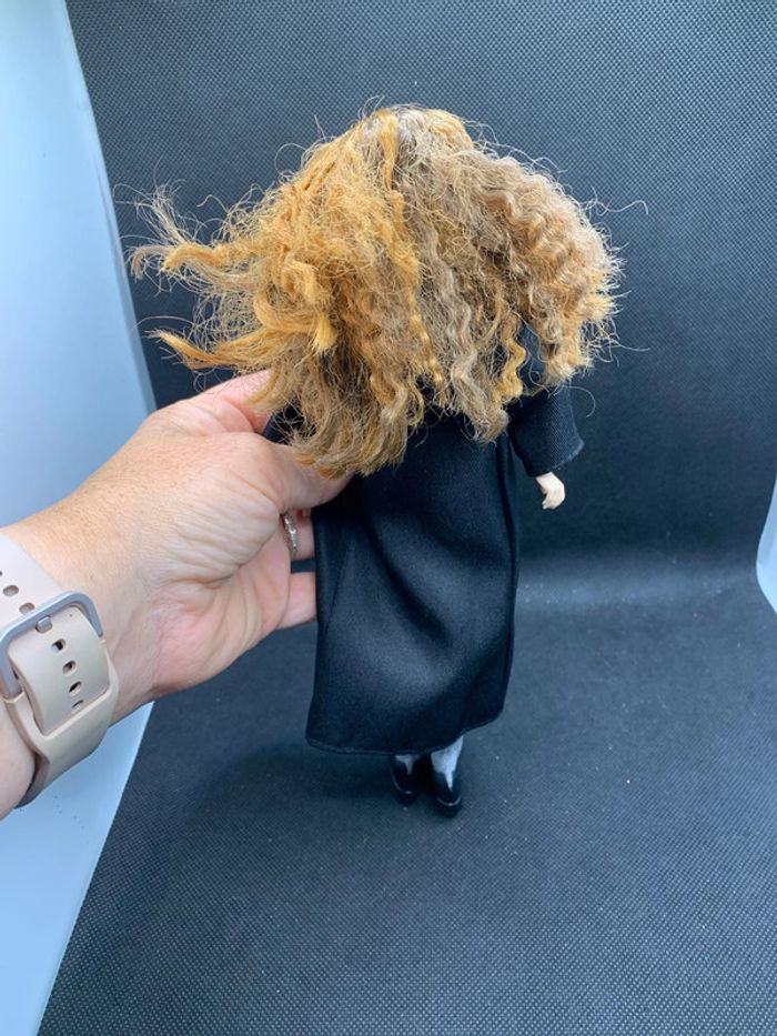Poupée Hermione de Harry potter - photo numéro 3