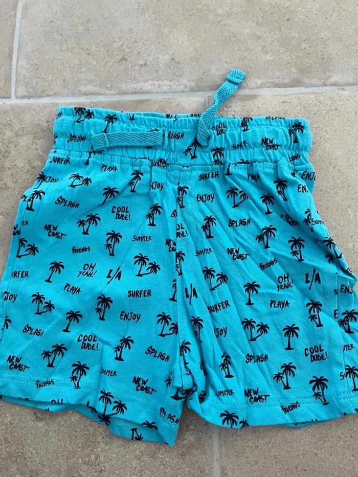 Short turquoise palmiers bébé garçon 6 mois