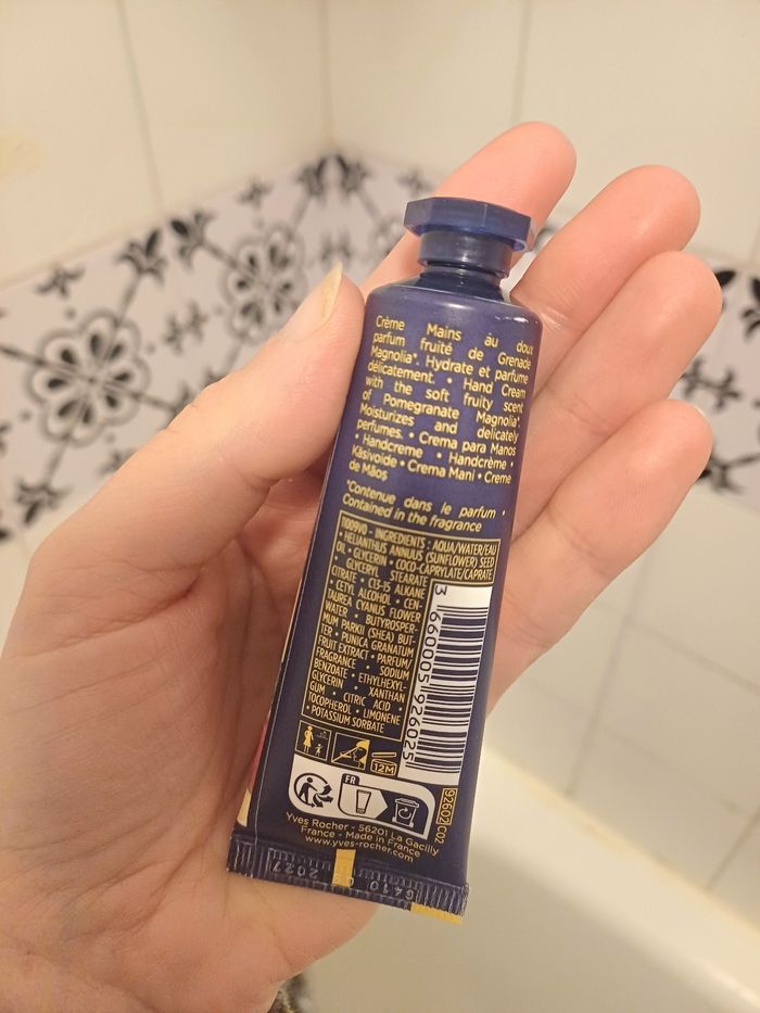 Lot de deux crème pour les mains, Infusion d'épices et Grenade magnolia, 30ml Yves Rocher - photo numéro 3