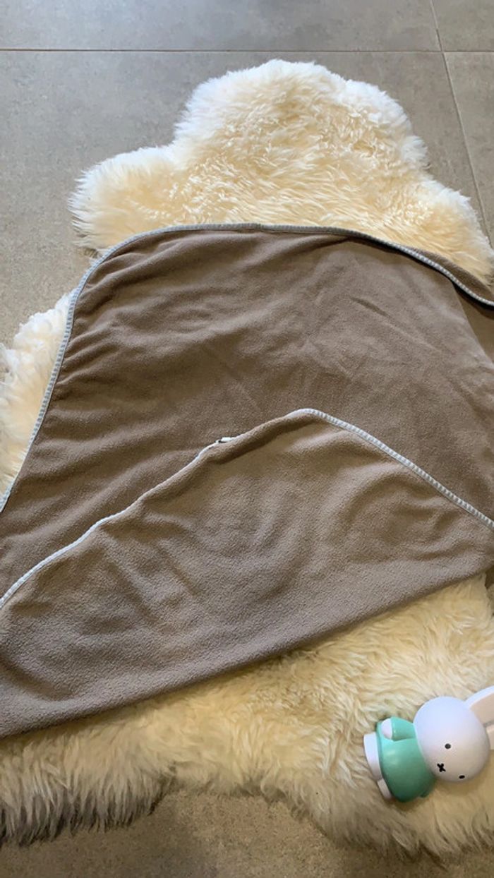 Petite couverture polaire bébé