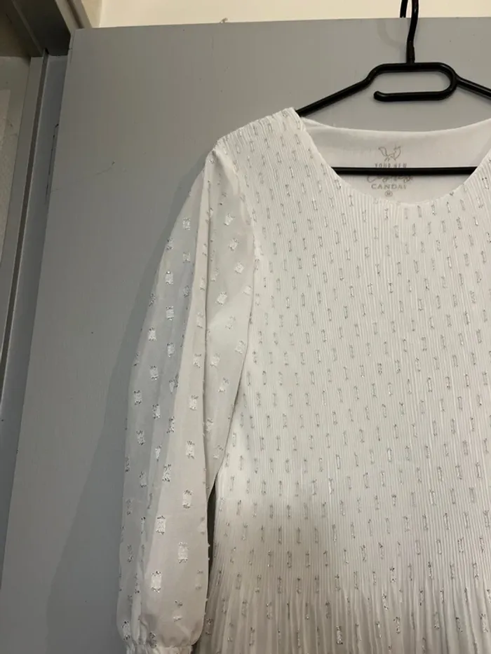 Haut chic blanc et argenté - photo numéro 3