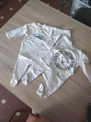 Lot de 2 pyjama 6 mois
