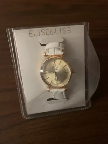 Éliseelise montre neuve