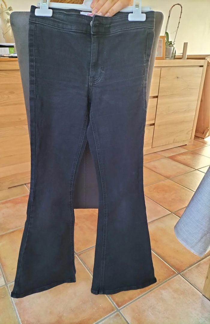 jean flare noir taille 30 jennyfer