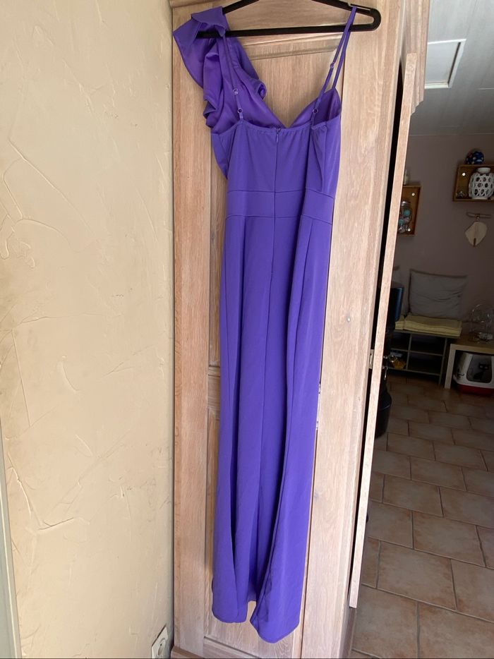 Robe de soirée en s - photo numéro 2