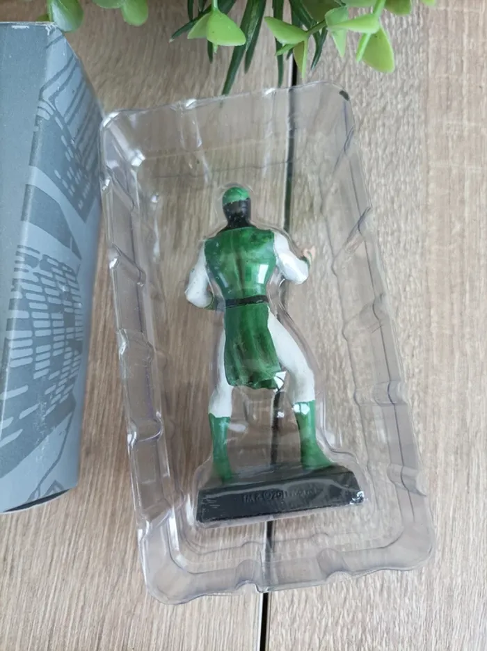 Figurine Marvel Karnak Eaglemoss Super Héros - photo numéro 3