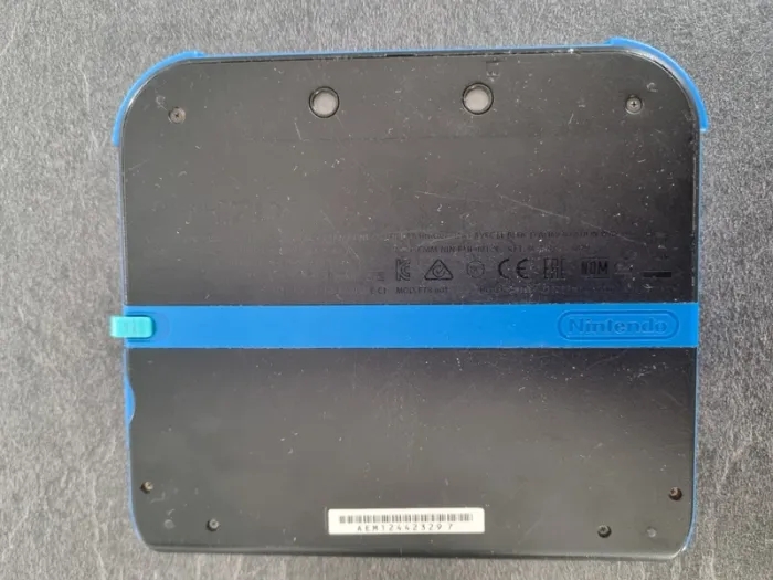 Nintendo 2ds - photo numéro 2