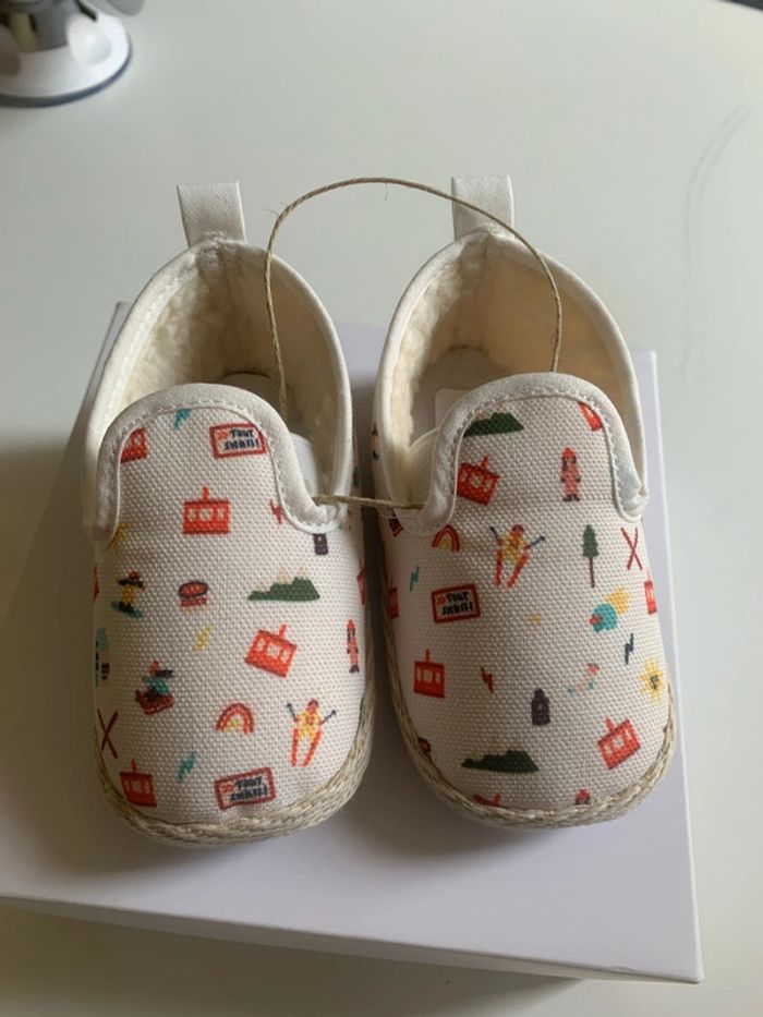 Chaussons bébé croche patte 6/12 mois - photo numéro 2