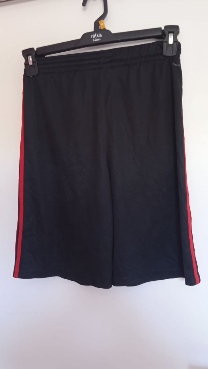 ⚡ Adidas Junior – Short Noir à Rayure Rouge – 14A - photo numéro 3