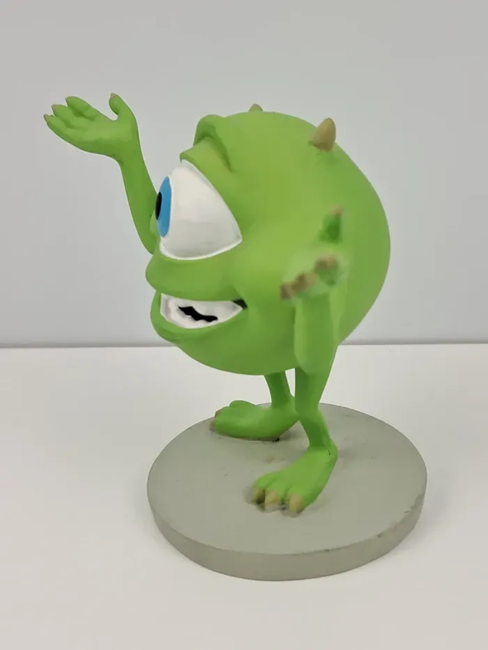 Figurine Bob Razowski dans Monstres et Cie de Disney et Pixar - photo numéro 2