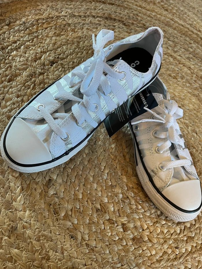 Converse fille neuves - photo numéro 4