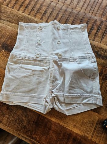 Short taille haute