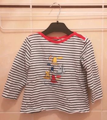 Tee-shirt NEUF T24 mois (86cm) - V92B