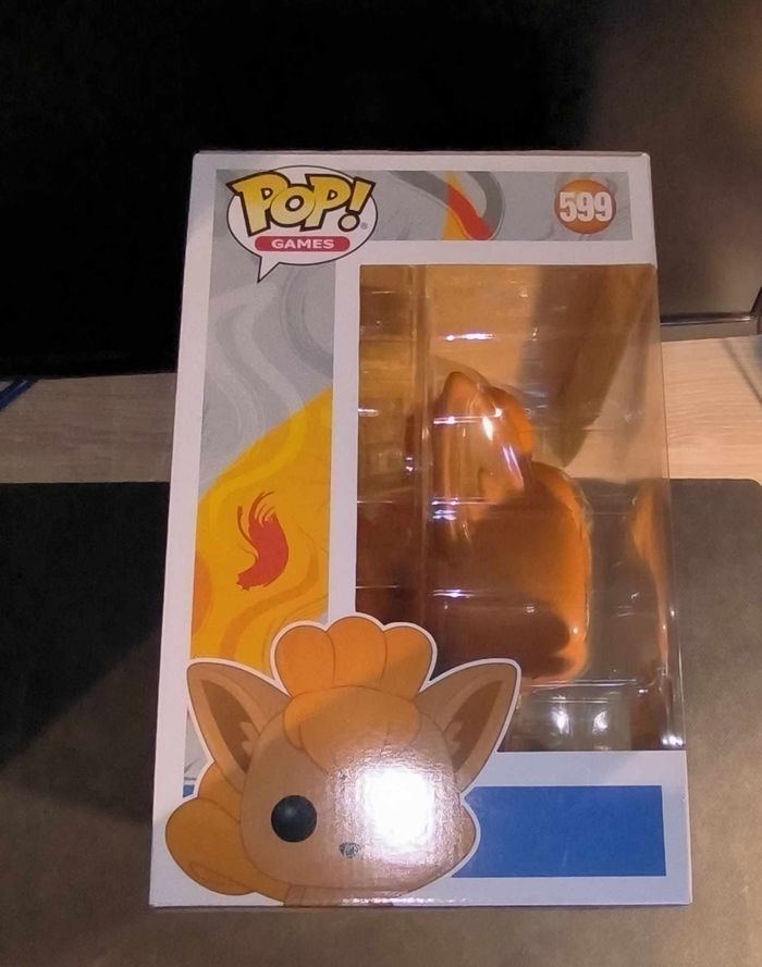 Figurine Funko Pop Jumbo Xl / Goupix 599 / Pokemon - photo numéro 2