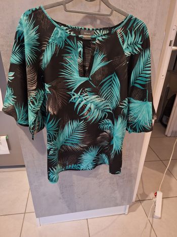 Blouse imprimé feuilles manches 3/4 chauve-souris