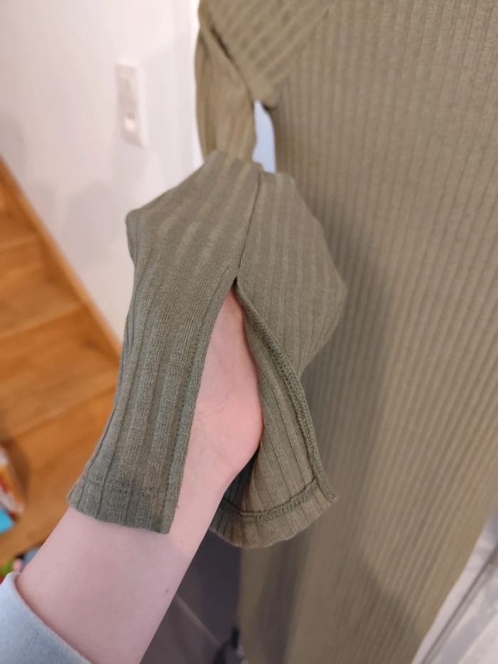 Robe longue à col kaki - photo numéro 3